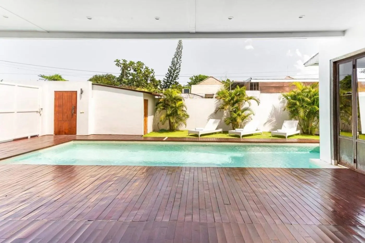 Villa Anzo By Dreamawaybali Seminyak  Indonesia