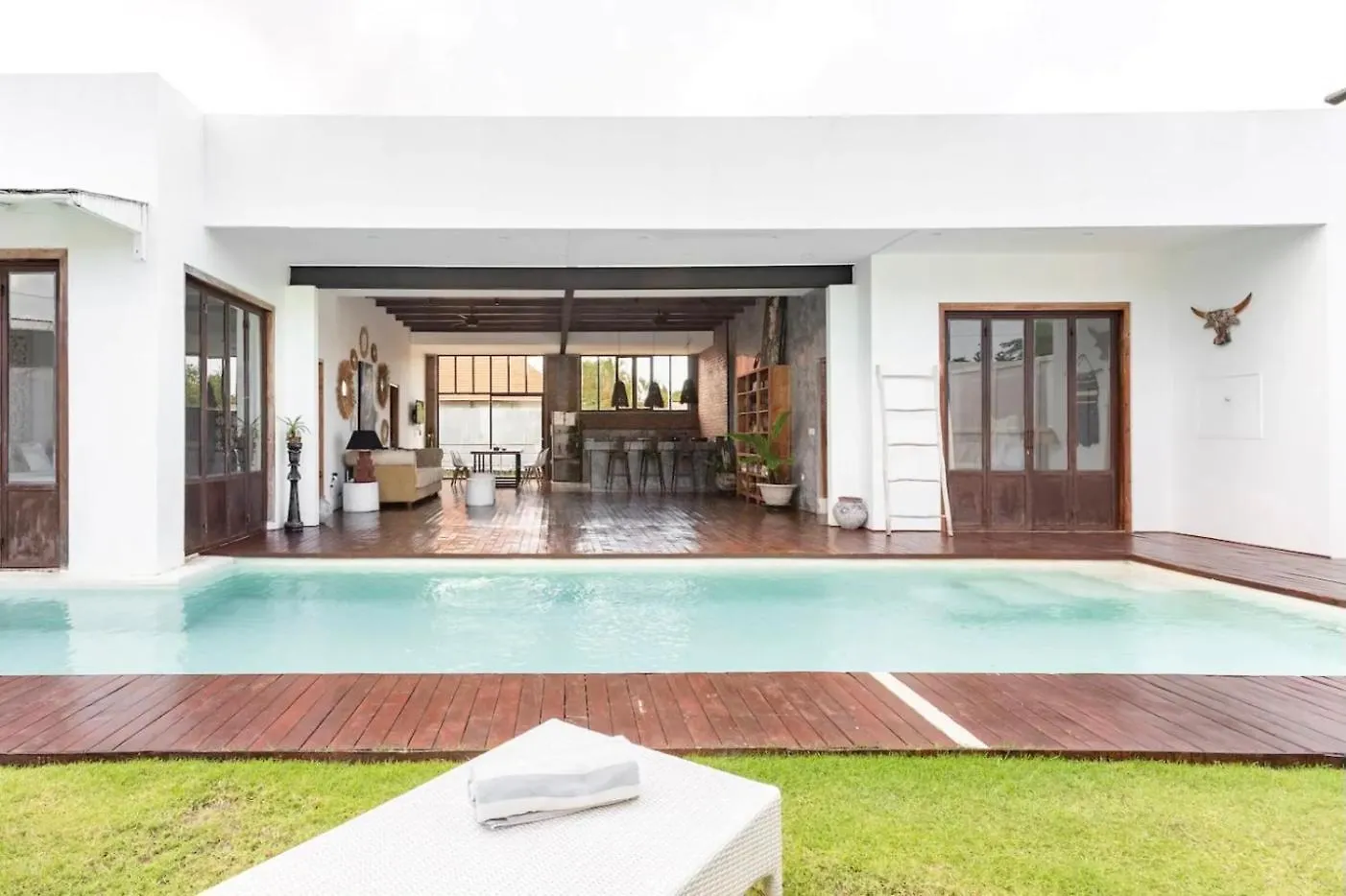 Villa Anzo By Dreamawaybali Seminyak  0*, Seminyak (Bali) Indonesia