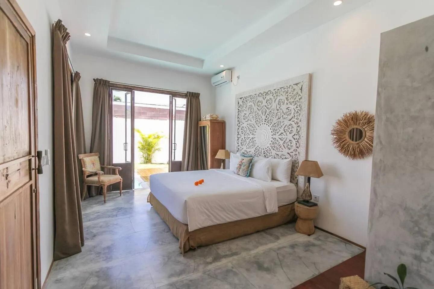 Villa Anzo By Dreamawaybali Seminyak  Indonesia