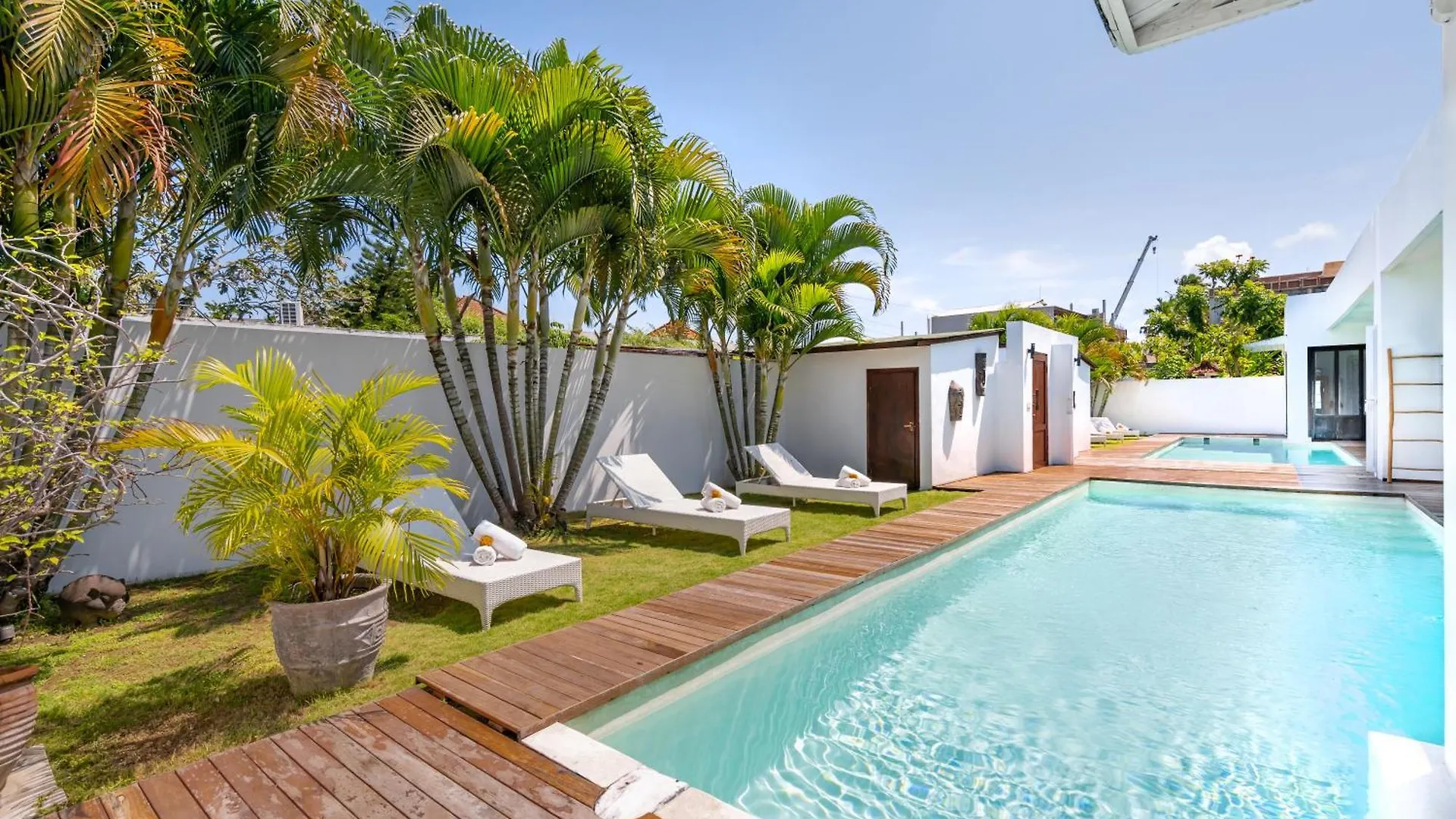 Villa Anzo By Dreamawaybali Seminyak