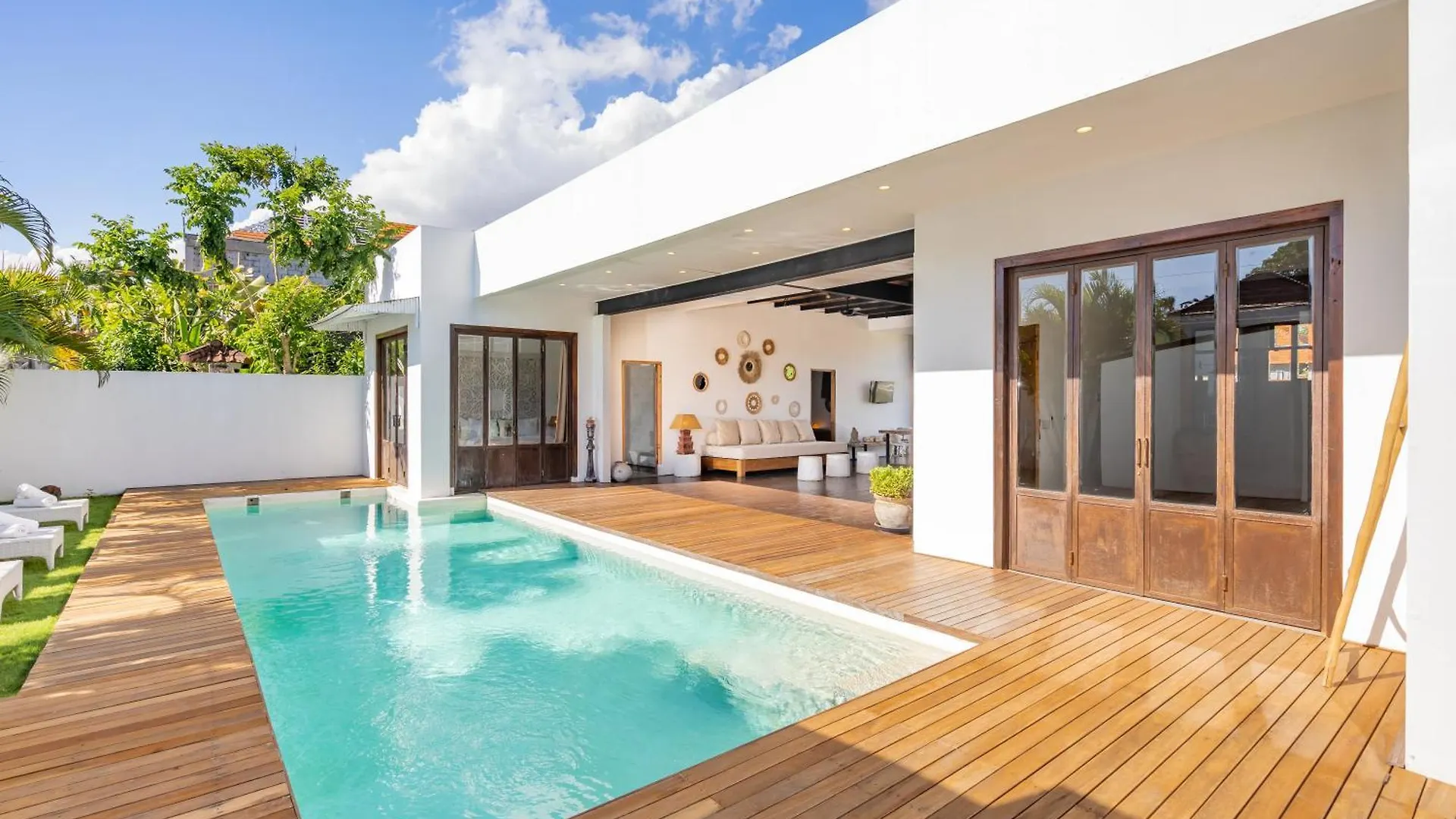 Villa Anzo By Dreamawaybali Seminyak