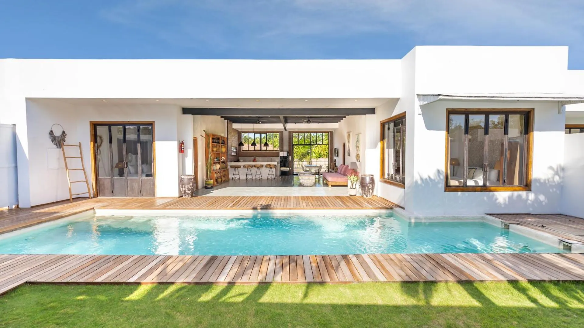 Villa Anzo By Dreamawaybali Seminyak